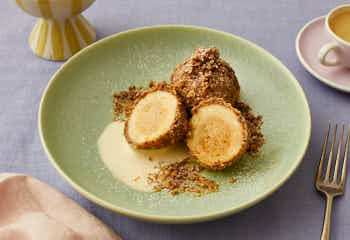 Topfen-Maroni-Knödel mit Zimt-Zabaione