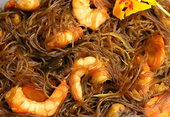 Glasnudelsalat mit Shrimps
