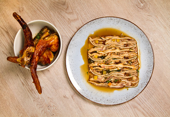 Schweinsohren-Terrine und Schweinsringerl Foto: © ORF-Interspot