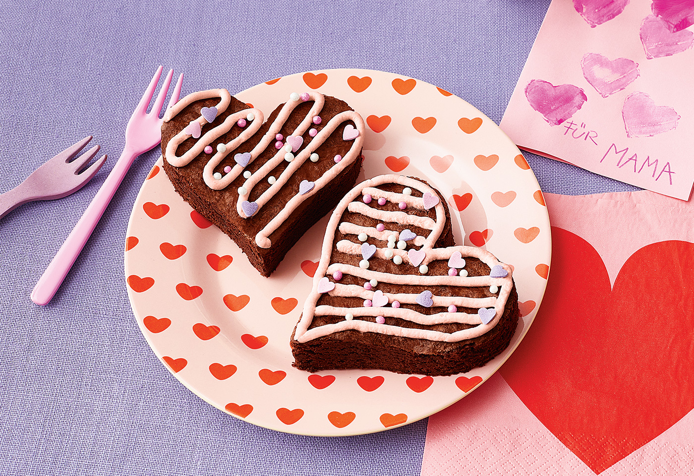 Herz-Brownies mit Himbeercreme | Frisch Gekocht Kids