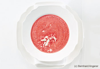 Rote-Rüben-Cremesuppe mit Kren