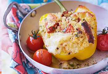Paprika mit Couscous-Mozzarella-Füllung Foto: © Janne Peters