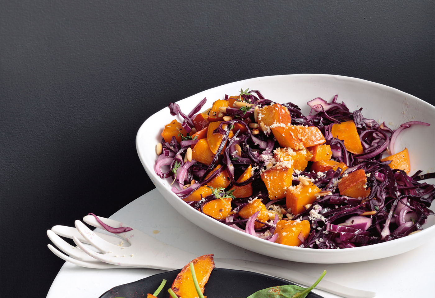 Gebratener Kurbis Rotkraut Salat Mit Kren Frisch Gekocht