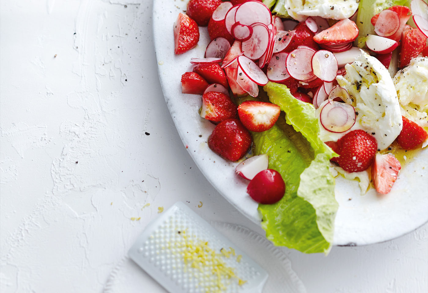 Erdbeer-Radieschen-Salat mit Mozzarella | Frisch Gekocht