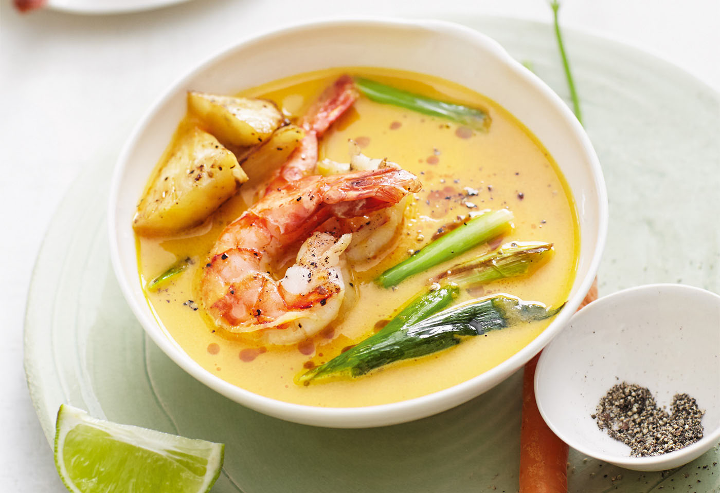 Karotten Kokos Suppe Mit Garnelen Und Ananas Frisch Gekocht