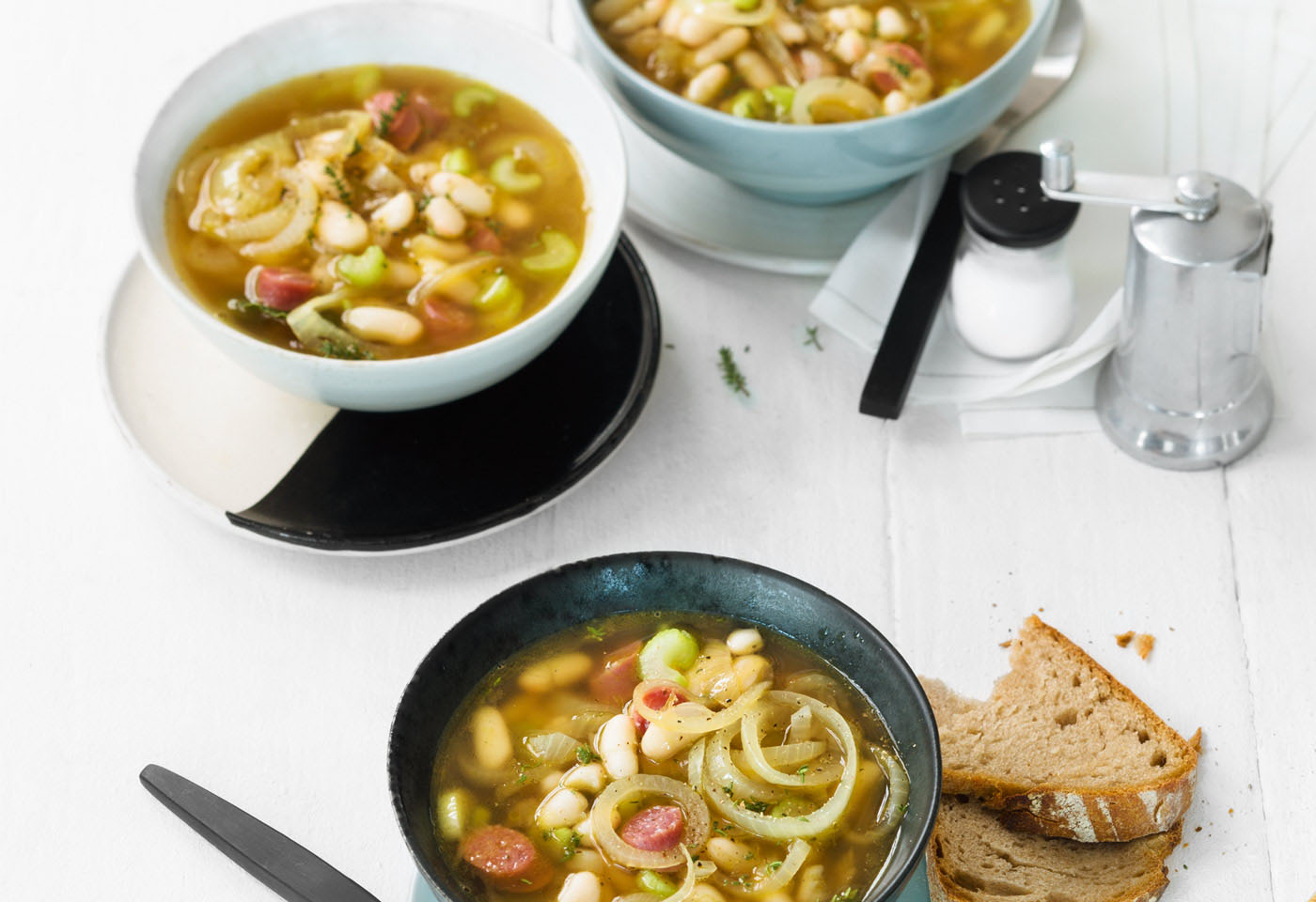 Bohnen-Zwiebel-Suppe mit Wurst | Frisch Gekocht