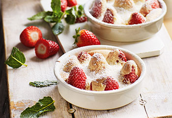 Erdbeerauflauf mit Vanilleobers Foto: © Monika Schürle