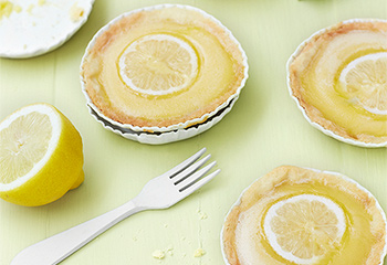 Zitronen-Tartelettes Foto: © Monika Schuerle