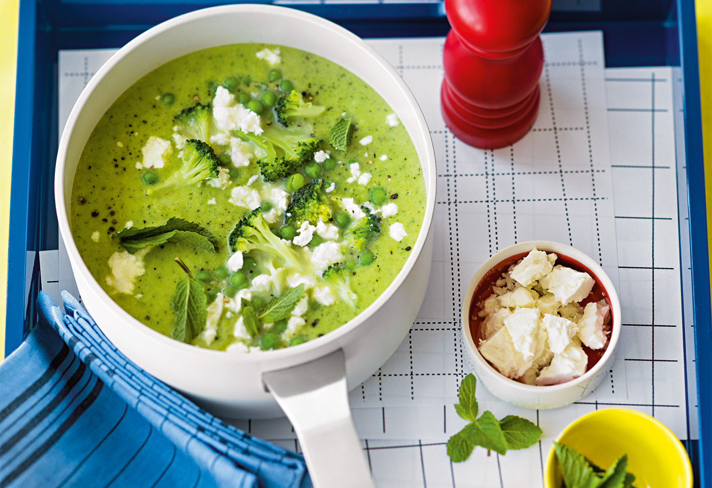 Erbsen-Brokkoli-Suppe mit Feta und Minze | Frisch Gekocht