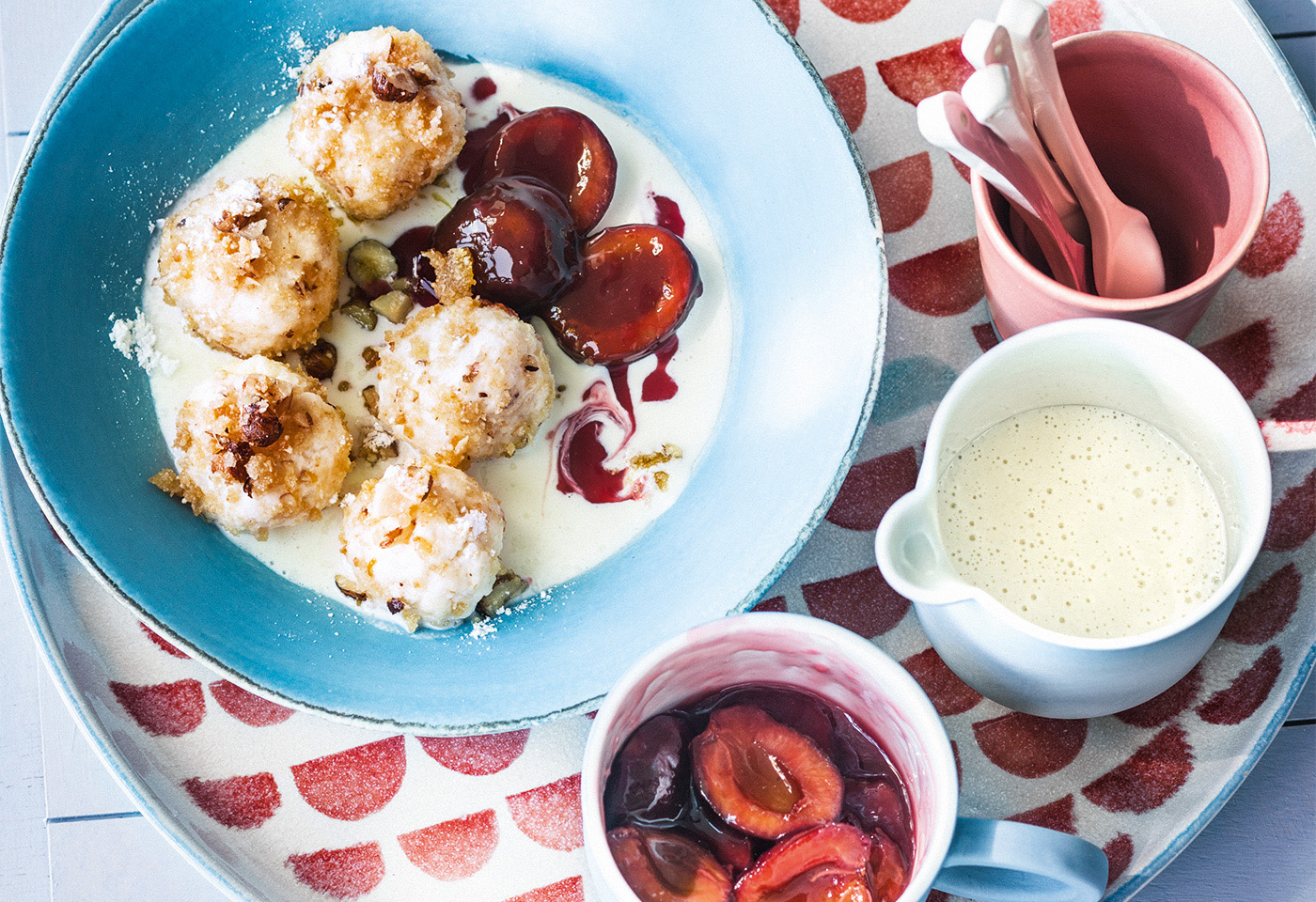 Topfenknödel mit Zwetschkenröster mit Marzipanschaum | Frisch Gekocht