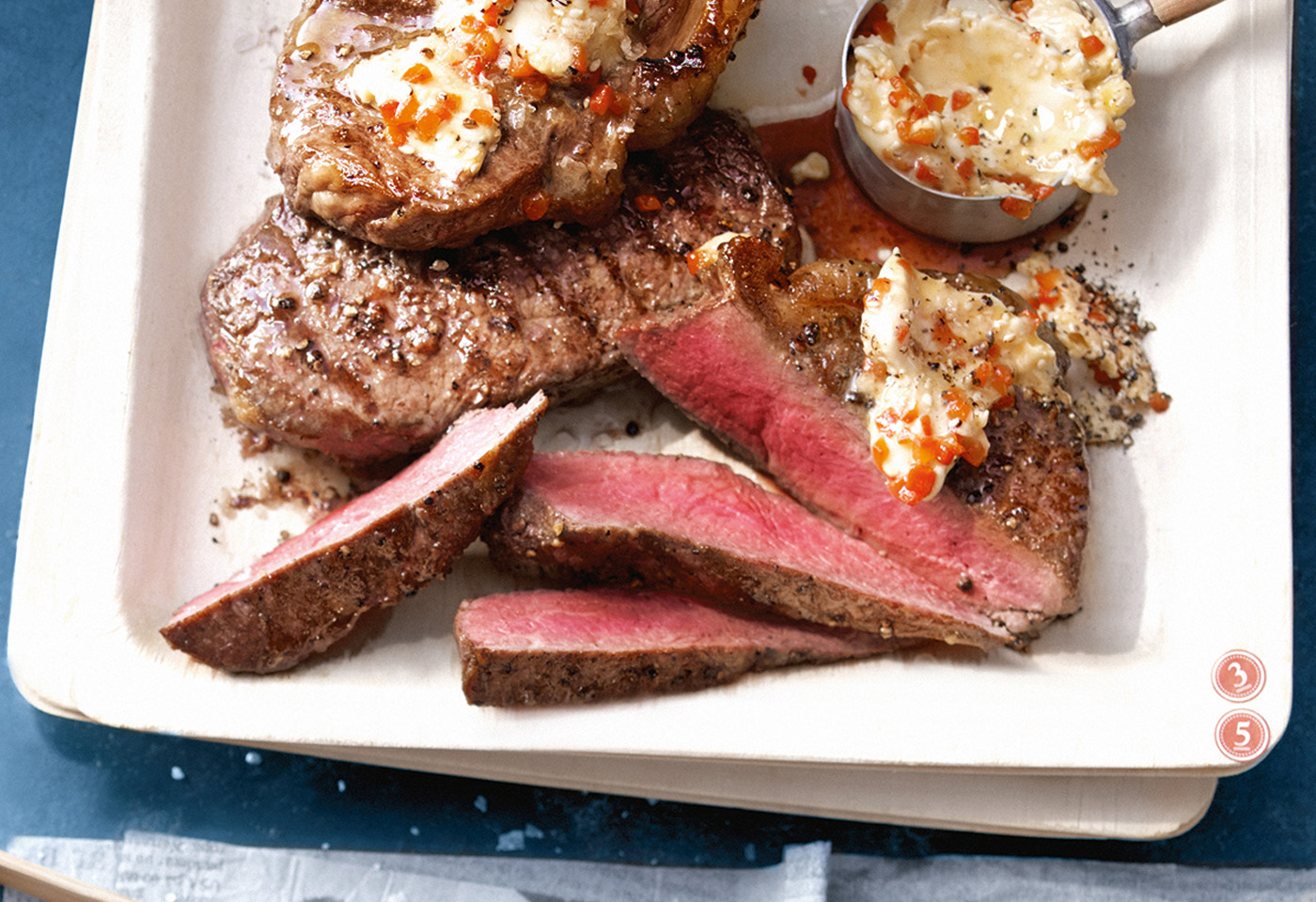 T-Bone-Steak mit Kräuterbutter und Grillgemüse | Frisch Gekocht