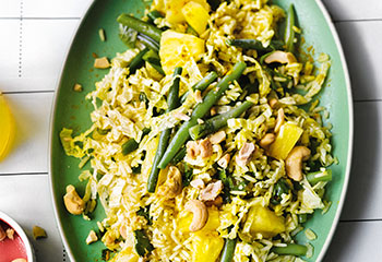 Curry-Reissalat mit Ananas und Fisolen Foto: © Wolfgang Schardt