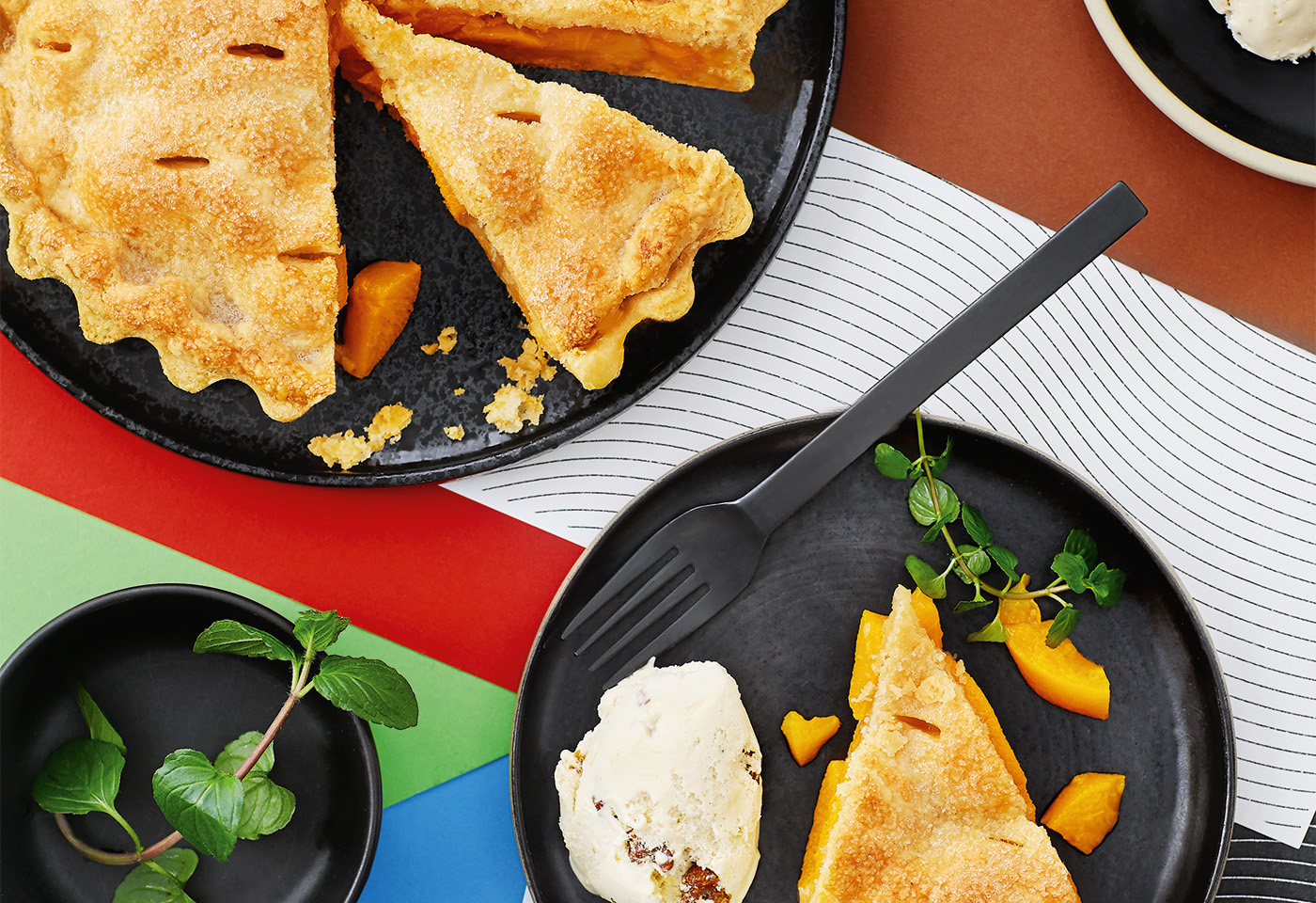 Pfirsichpie mit Walnusseis | Frisch Gekocht