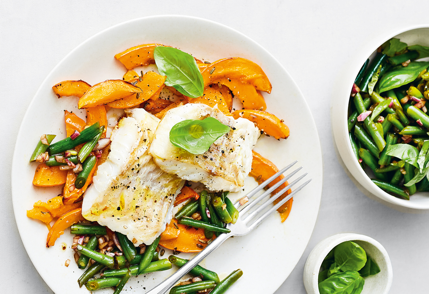 Kabeljaufilet mit Kürbisspalten und Fisolensalat | Frisch Gekocht