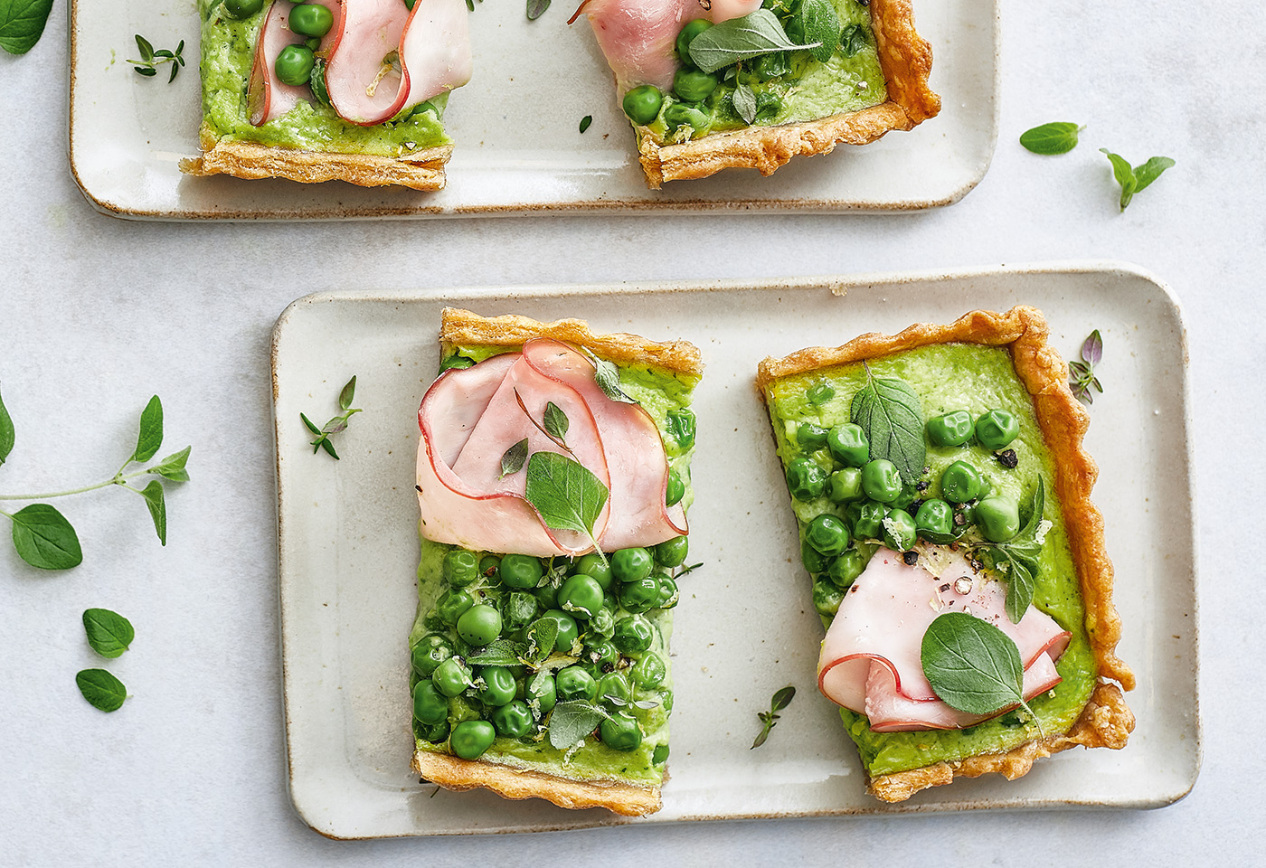 Kräuterquiche mit Erbsen und Rauchschinken | Frisch Gekocht