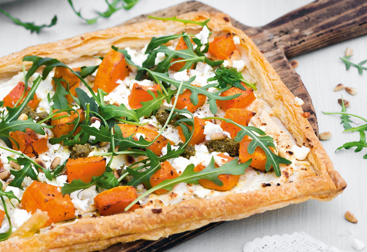 Kurbis Blatterteigtarte Mit Feta Und Rucola Frisch Gekocht