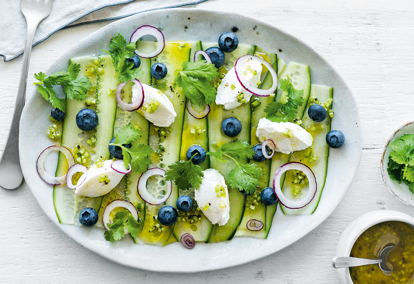 Heidelbeer-Gurken-Salat mit Ziegenkäse und Koriander | Frisch Gekocht