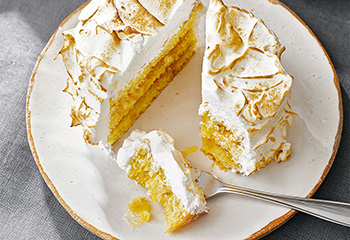 Lemon Meringue Cakes Foto: © Kevin Ilse
