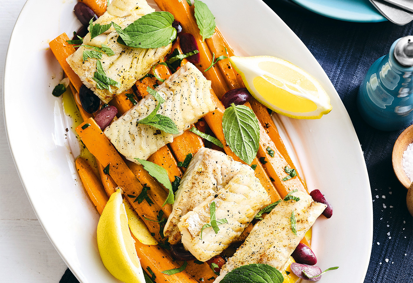 Gebratener Alsaka-Seelachs mit Karotten und Oliven | Frisch Gekocht