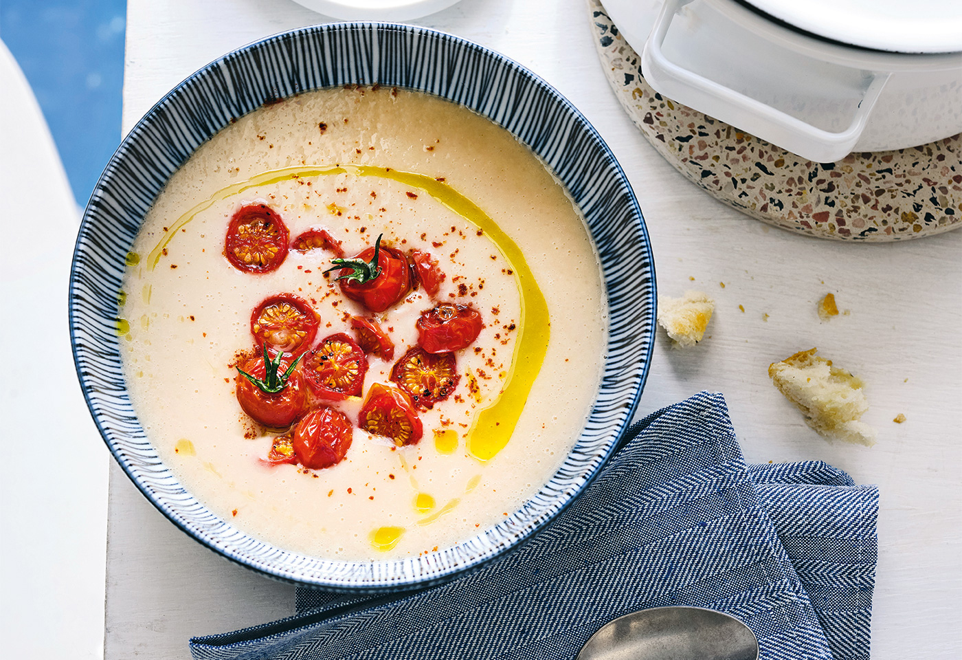 Pürierte Bohnensuppe mit Ofentomaten | Frisch Gekocht