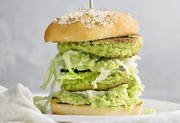 Zucchinipuffer-Burger Foto: © StockFood