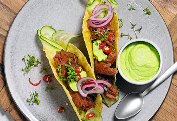 Pulled-Beef-Tacos mit Dip Foto: © Julia Geiter