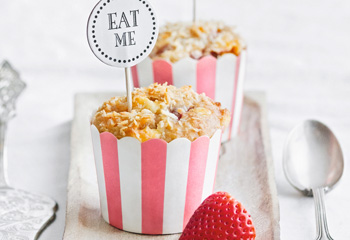 Erdbeer-Kokos-Muffins Foto: © Stockfood
