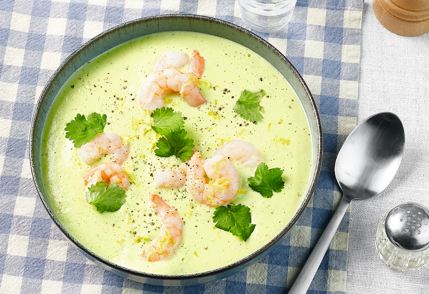 Avocadosuppe mit Garnelen | Frisch Gekocht