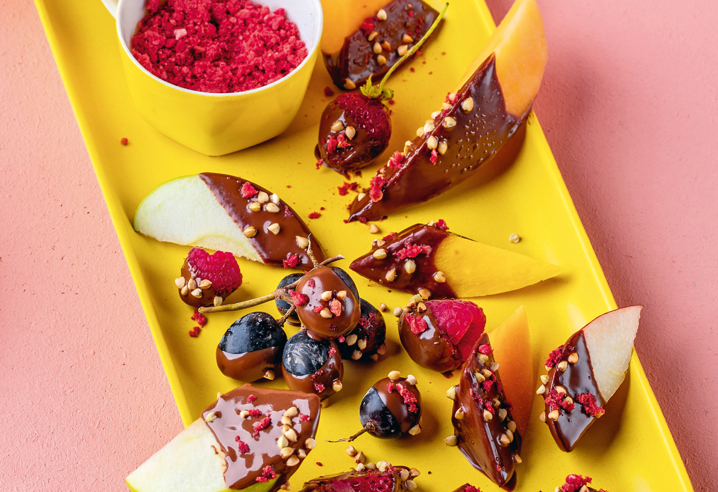 Schokobrunnen mit Früchten und Knuspertopping | Frisch Gekocht