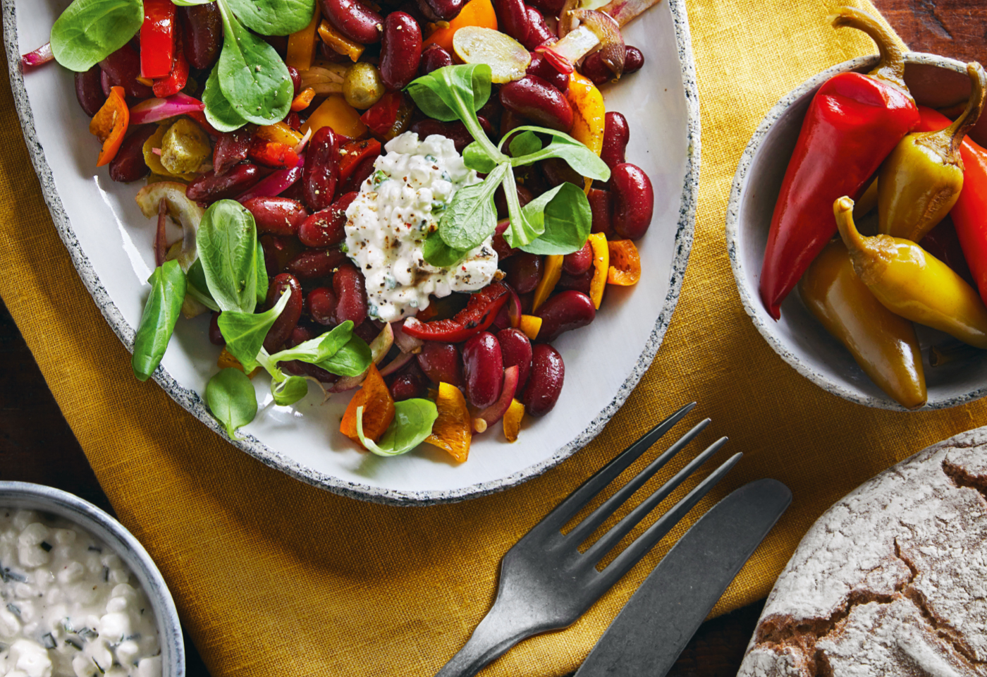 PaprikaKidneybohnenSalat mit Cottage Cheese Frisch Gekocht