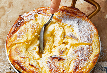 Flaumiges Topfensoufflé Foto: © Kevin Ilse/Brandstätter Verlag Flaumiges Topfensoufflé Foto: © Kevin Ilse/Brandstätter Verlag