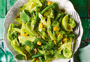 zum Rezept: Fisolen-Süßkartoffel-Salat mit Salsa verde
