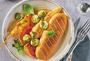 Chicken-Mozzarella-Dogs Foto: © Matthias Piket/Marian Inhouse-Agentur