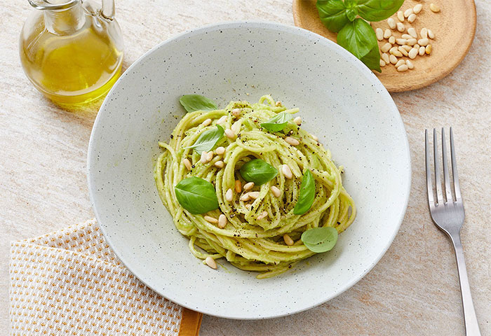 Spaghetti mit Avocado-Pesto Foto: © Kevin Ilse