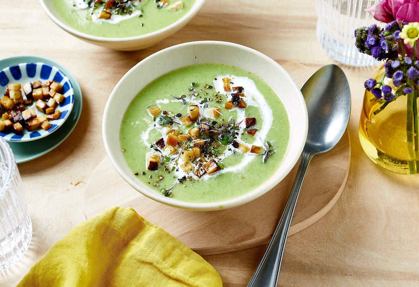 Brokkolisuppe mit Räuchertofu | Frisch Gekocht